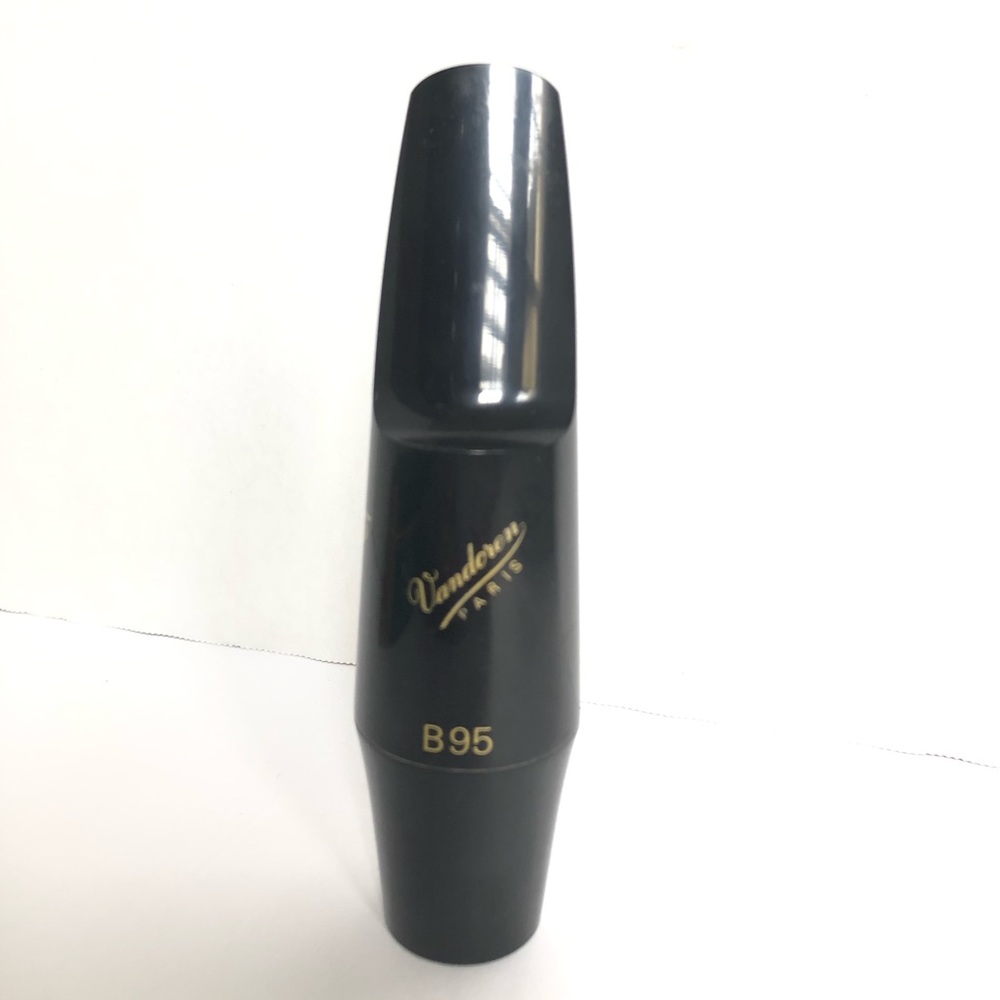 Vandoren Paris B95 - V5 saxophone mouthpiece
